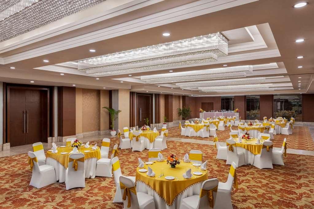 Ramada By Wyndham New Delhi Pitampura Delhi (National Capital Territory of India) Facilidades foto