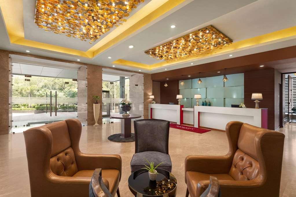 Ramada By Wyndham New Delhi Pitampura Delhi (National Capital Territory of India) Interior foto