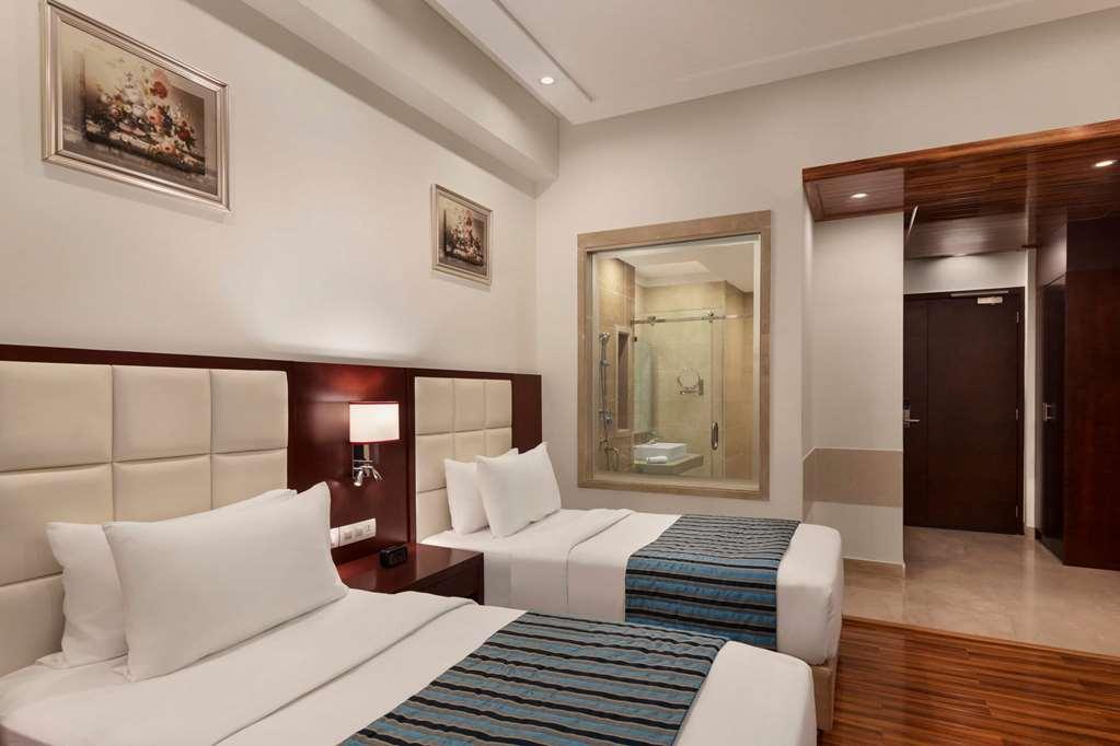 Ramada By Wyndham New Delhi Pitampura Delhi (National Capital Territory of India) Quarto foto